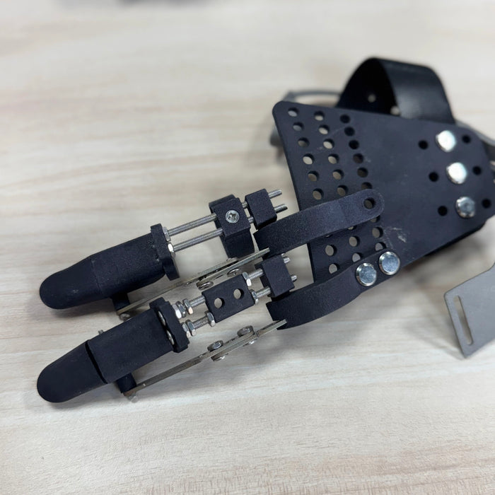 mechanical prosthetic fingers